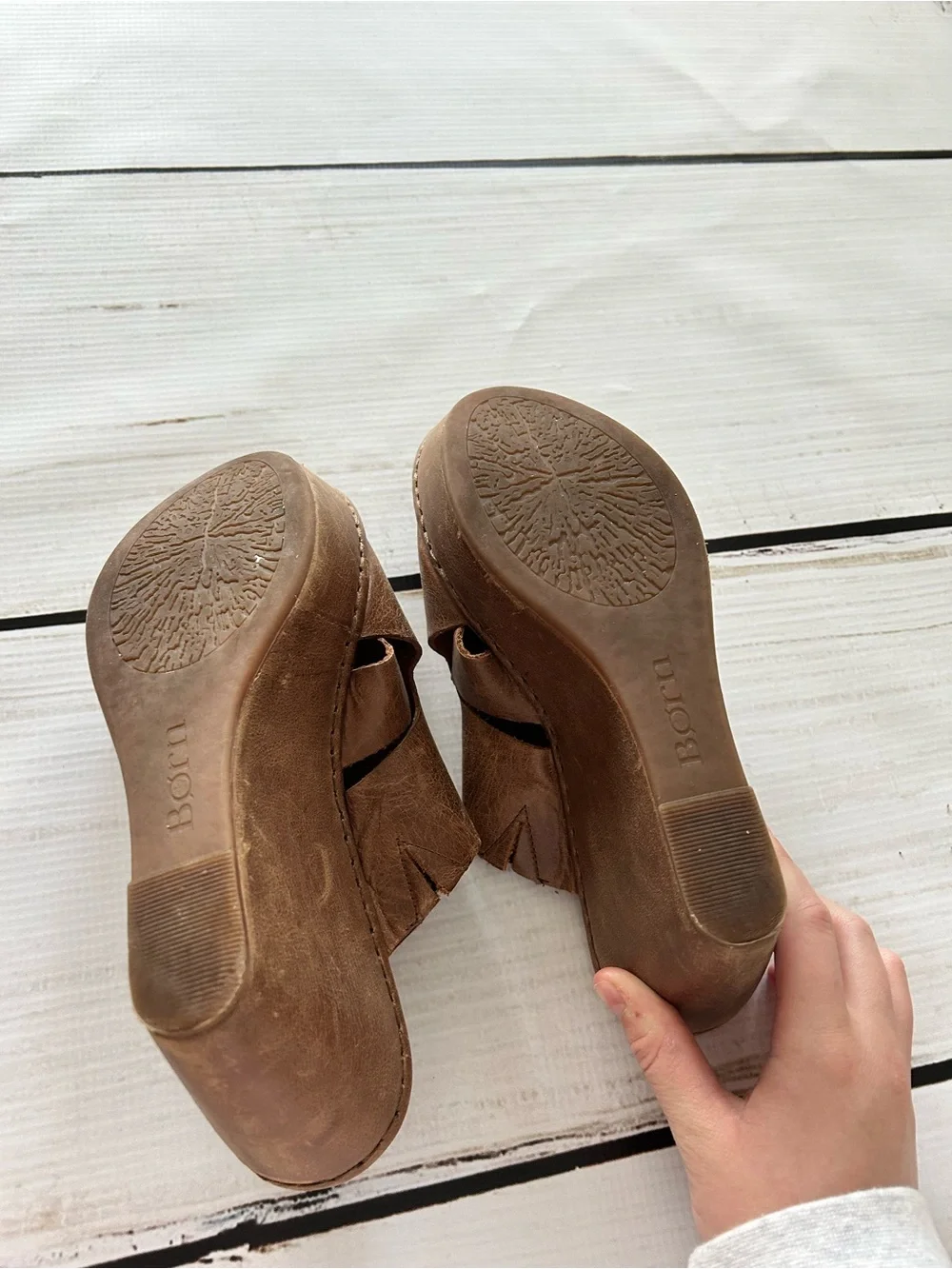 Born Tan Brown Leather Crossover Wedge Sandals